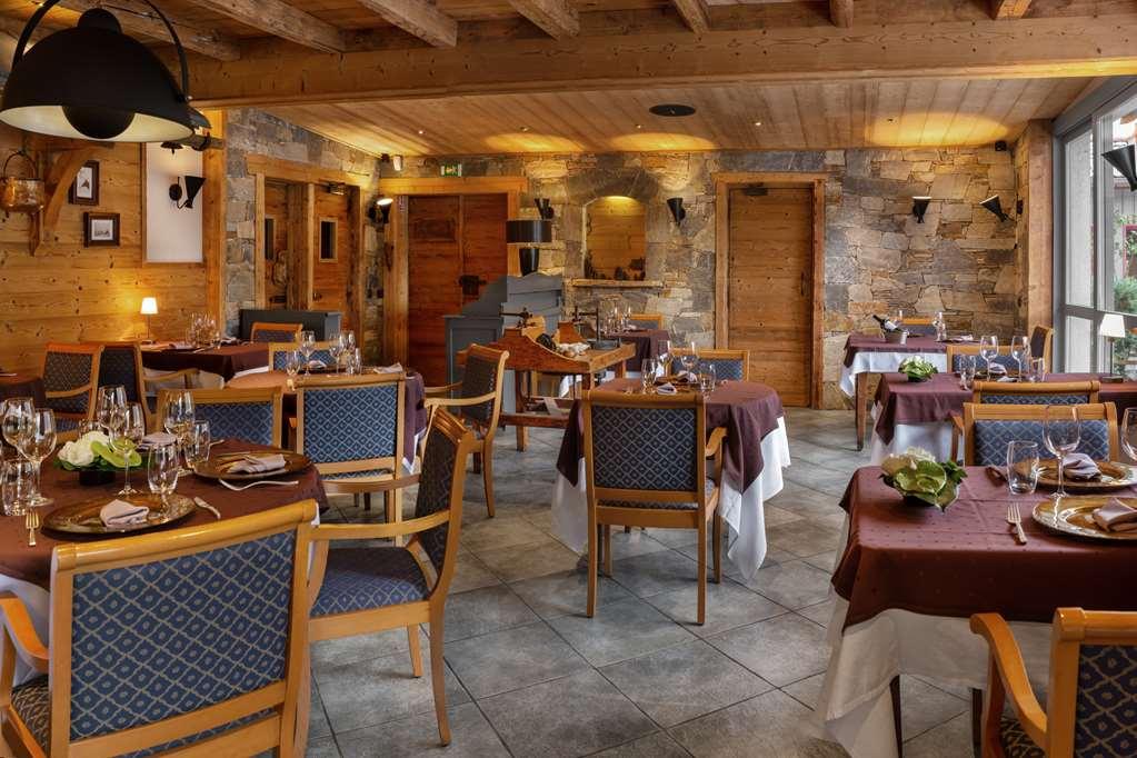 Brit Hotel Florimont Saint-Ferréol Restaurante foto